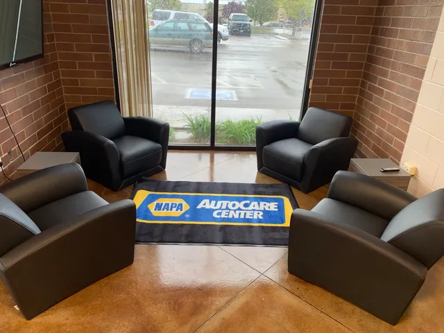 The customer waiting room at McNeil's Auto Care in Riverton